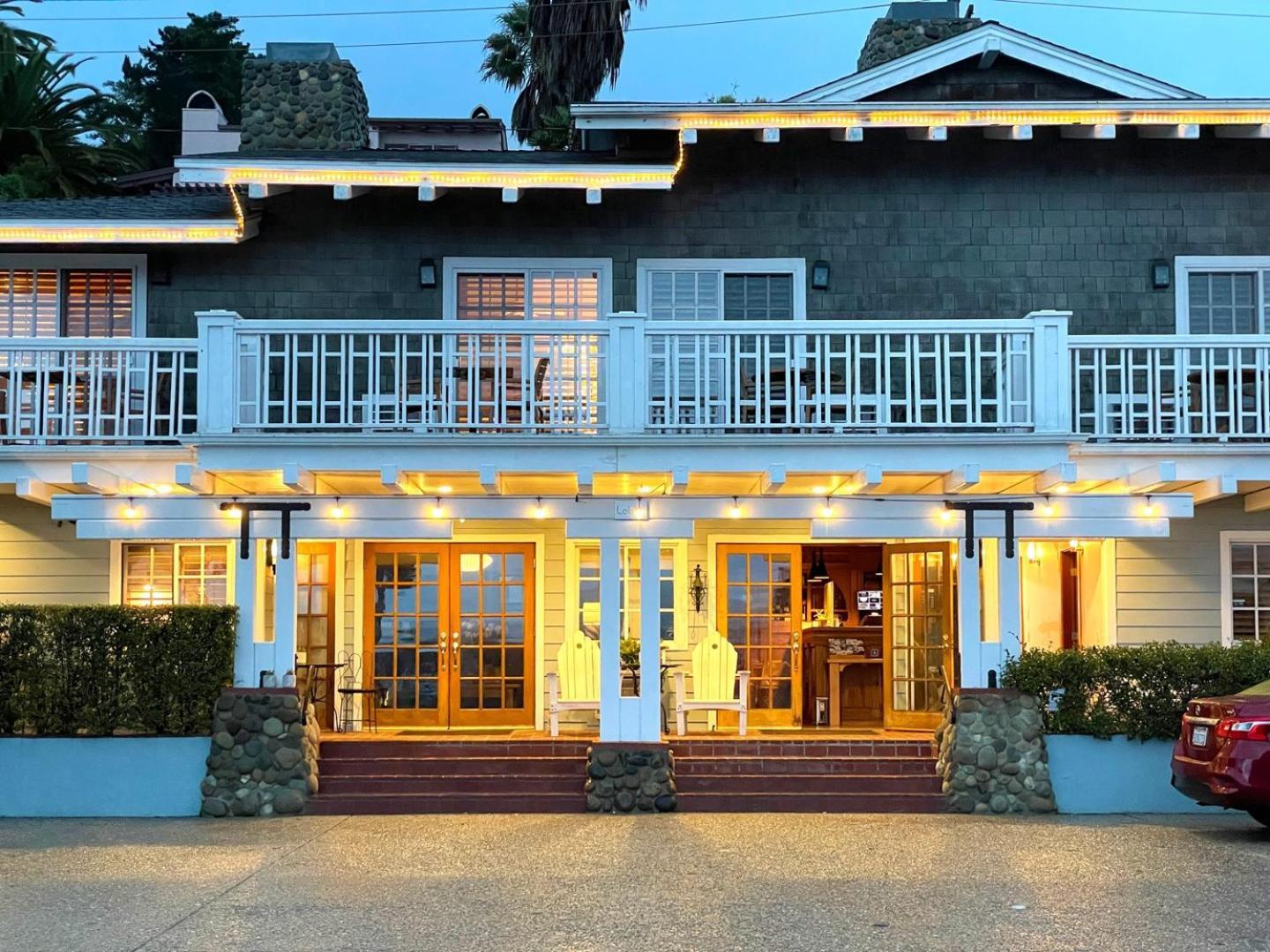 Inn On Summerhill Summerland Exterior photo